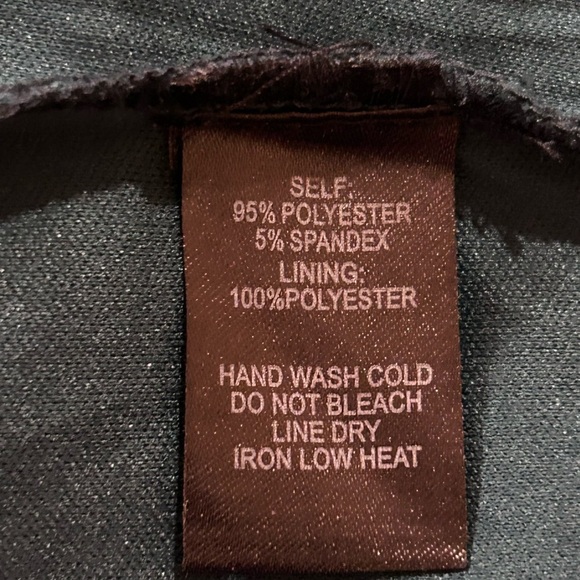 Lulus forest green bell sleeve bodycon dress with plunge neckline and tie back - Picture 5 of 7